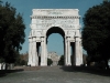 Hm ... Looks like an arch ...